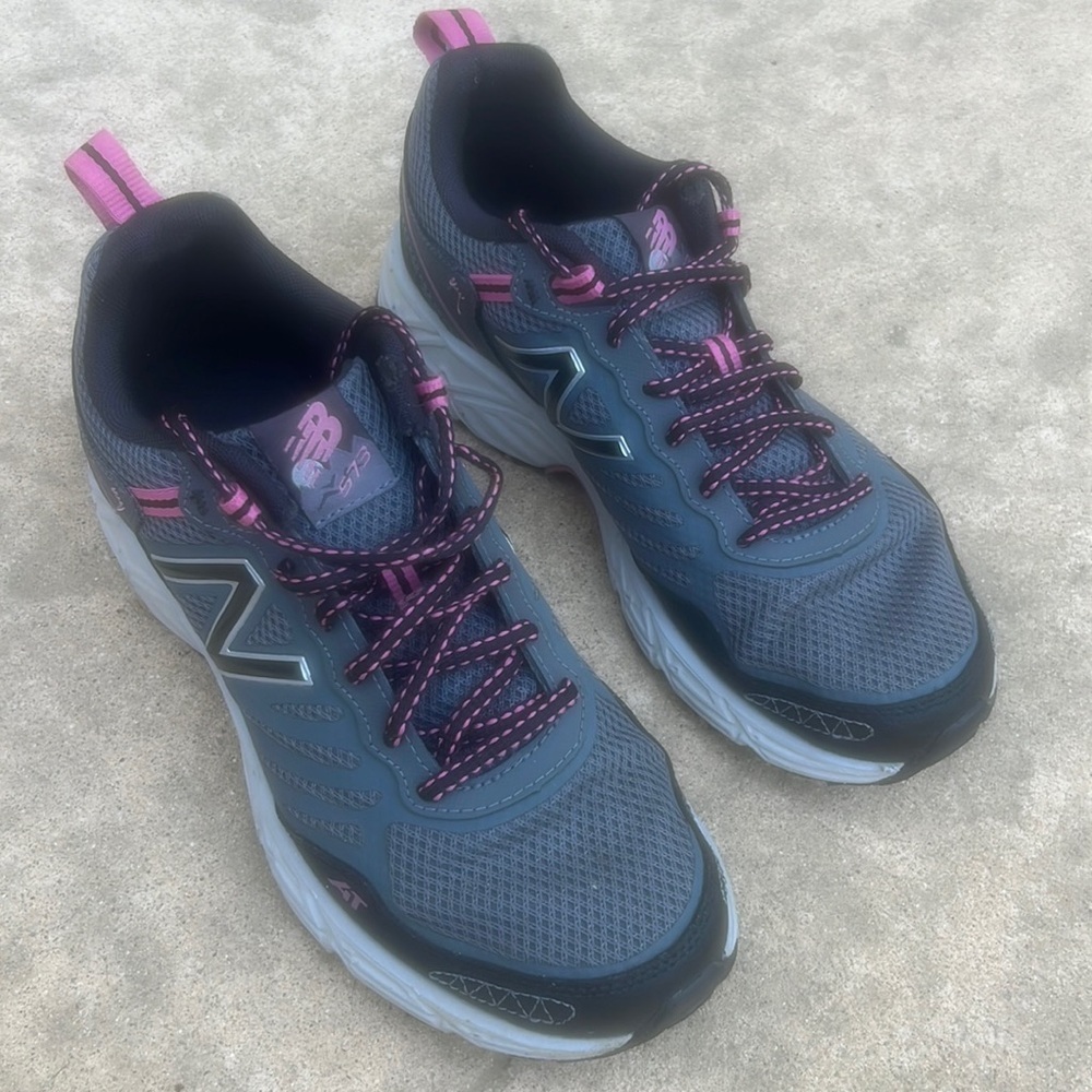 New Balance 573 All Terrain Women's Sneakers Size 8.5